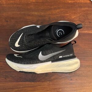 Nike Black and White Athletic Sneakers
